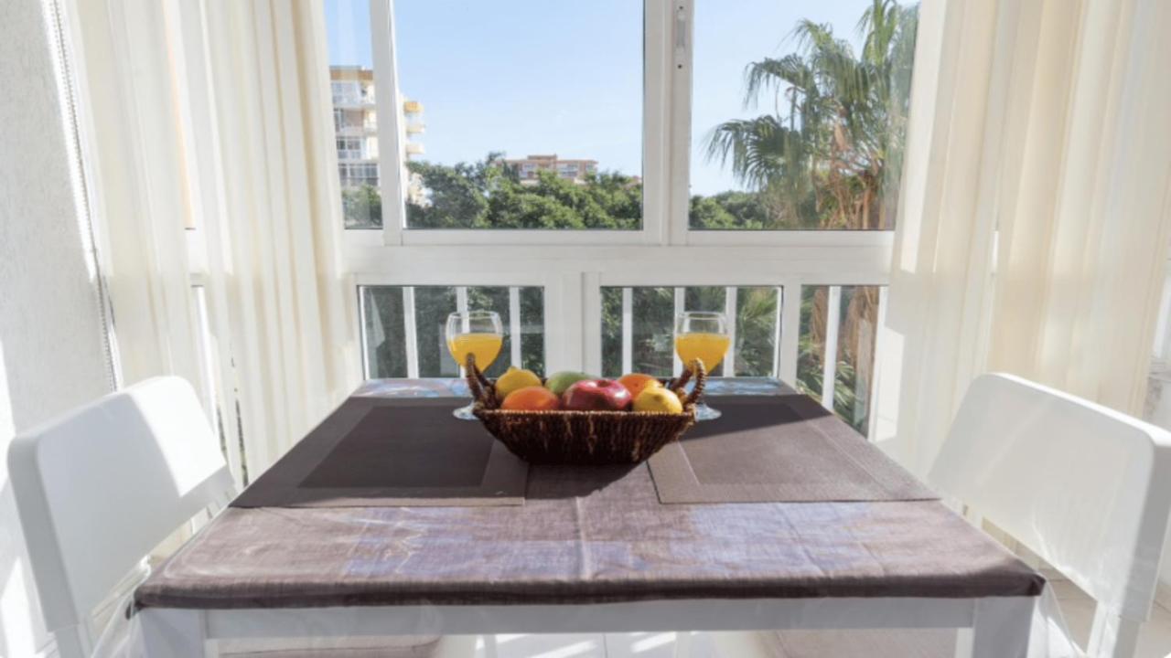 797 Holiday Rentals- Luminoso Estudio En Arroyo De La Miel Беналмадена Екстериор снимка